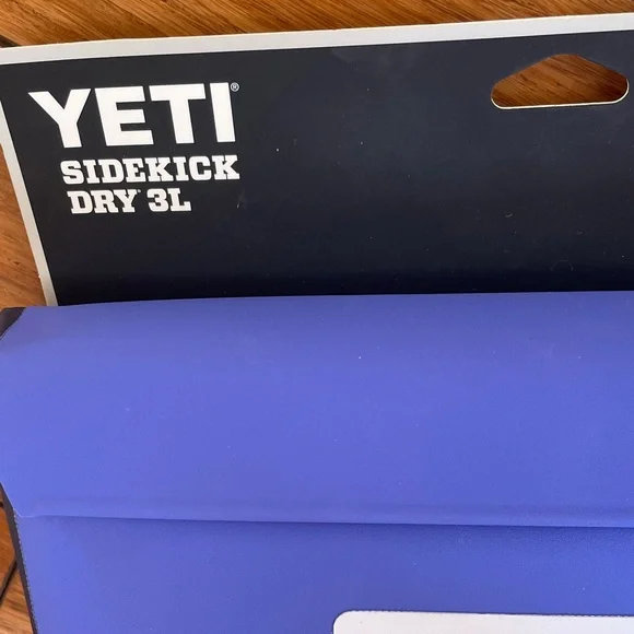 YETI Blue Sidekick Dry 3L Waterproof Bag - Picture 3 of 5